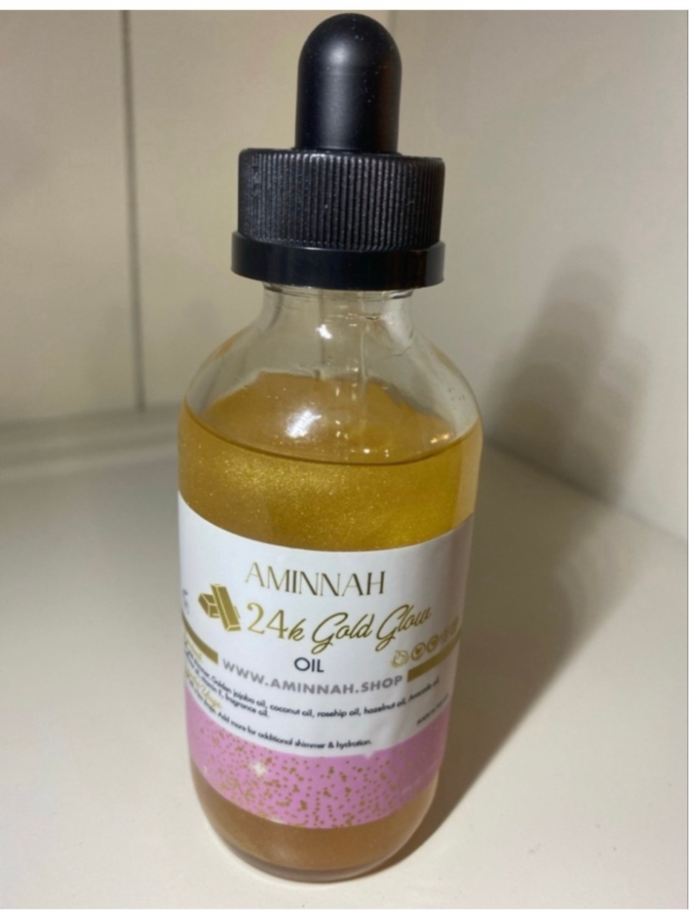 🍾RareAminnah 24K Gold Glow Shimmer Body Oil Warm Vanilla Moisturizing Glow Oil - Picture 3 of 4
